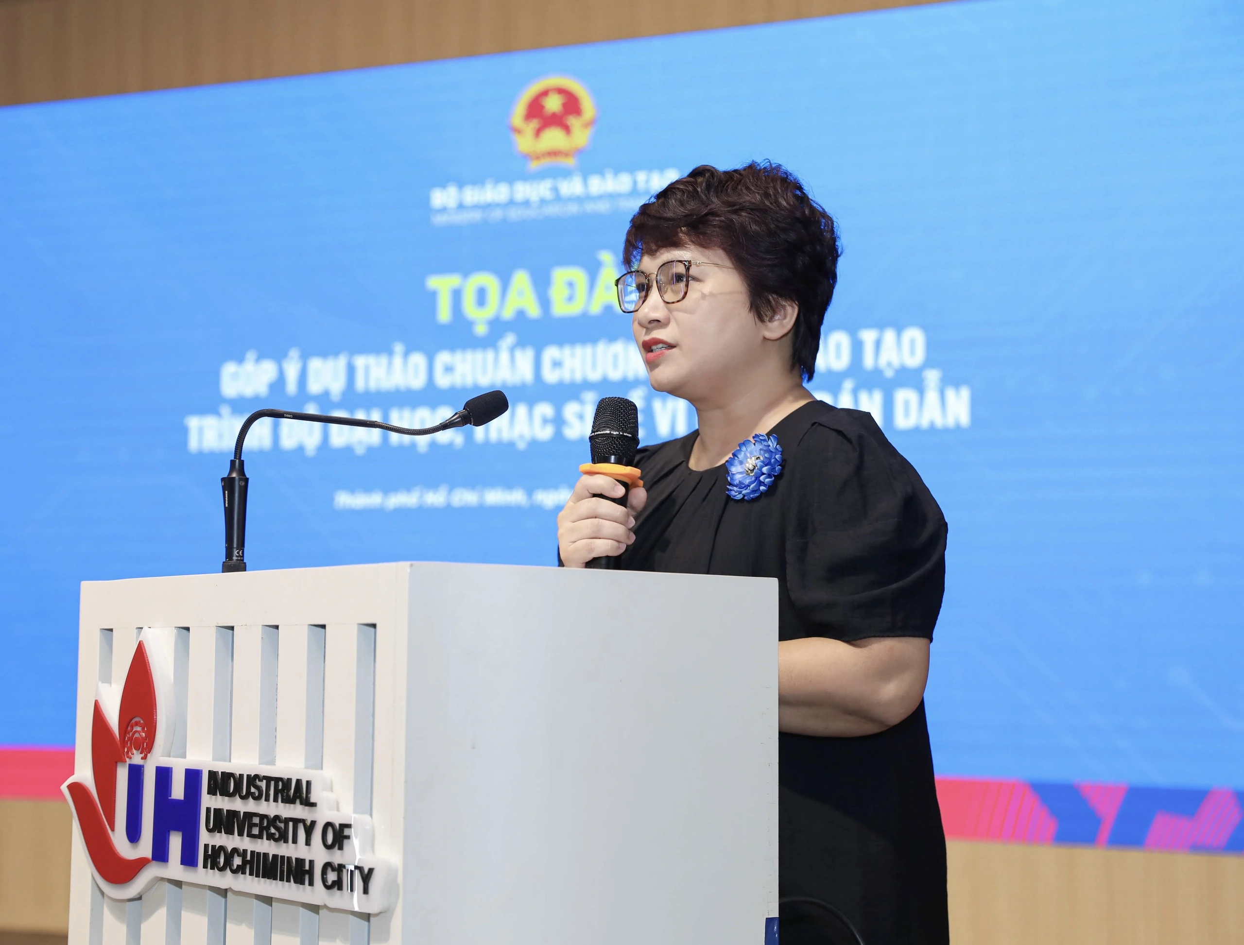 Nghiên cứu và đào tạo